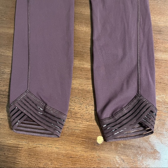 Lululemon fine focus 7/8 tight 25“ legging in arctic plum - Picture 8 of 13
